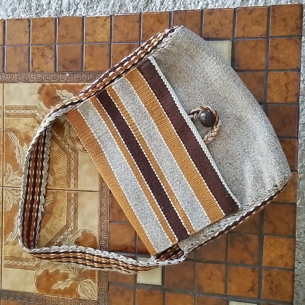 Hand loomed wool bag OOAK
